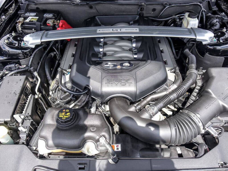 2013 Ford Mustang GT Premium
