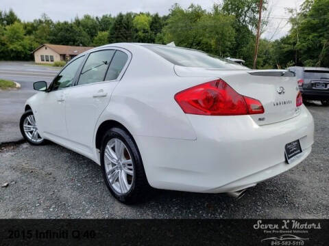 2015 Infiniti Q40