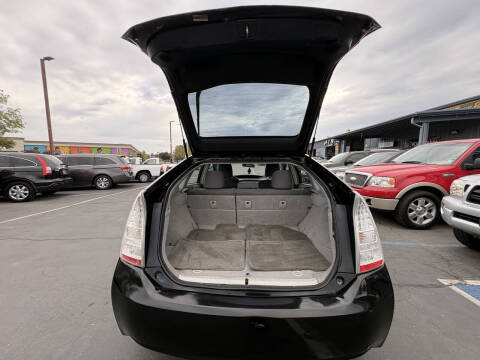 2011 Toyota Prius One