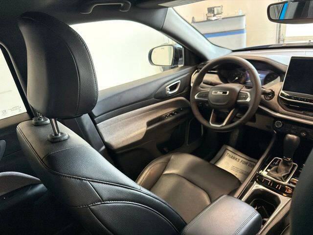 2024 Jeep Compass Latitude Lux