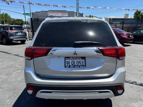 2020 Mitsubishi Outlander SEL