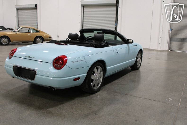 2003 Ford Thunderbird