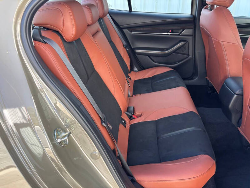 2025 Mazda Mazda3 Sedan 2.5 Carbon Turbo