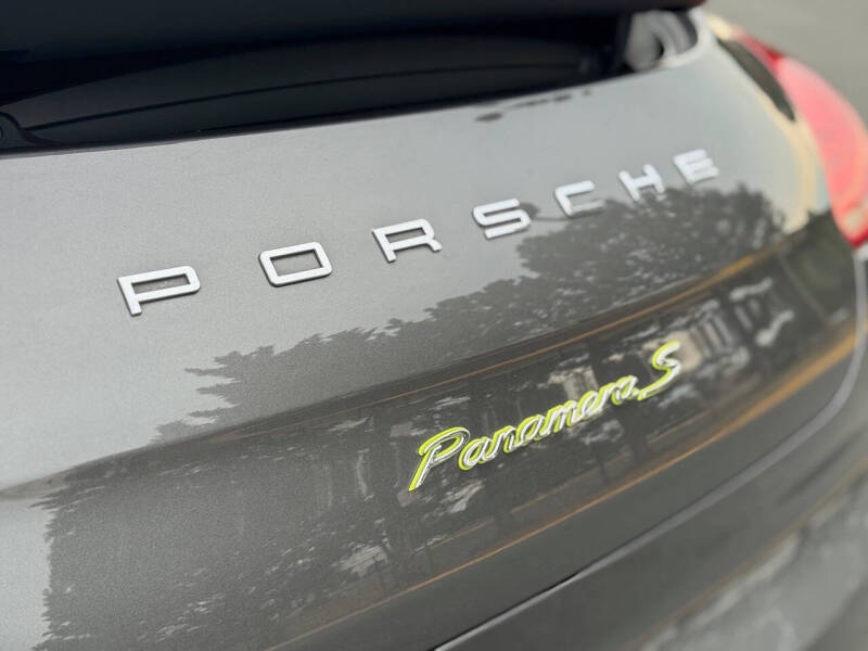 2014 Porsche Panamera S E-Hybrid