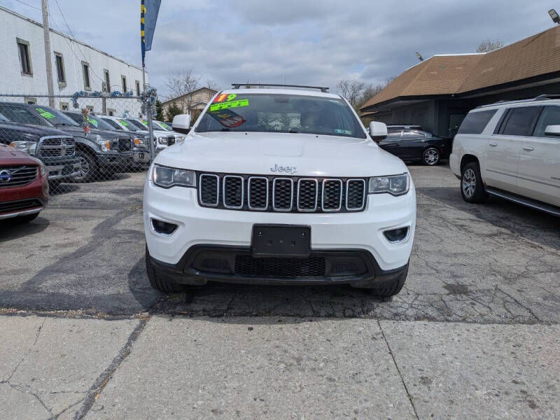 2019 Jeep Grand Cherokee Laredo E