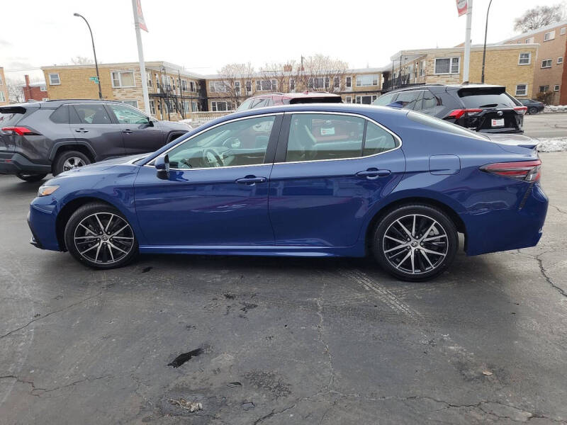 2024 Toyota Camry SE