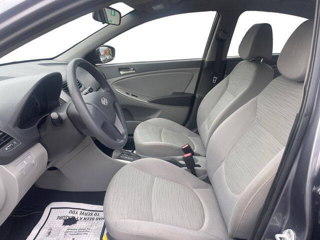 2017 Hyundai Accent SE