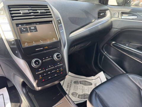 2017 Lincoln MKC Select