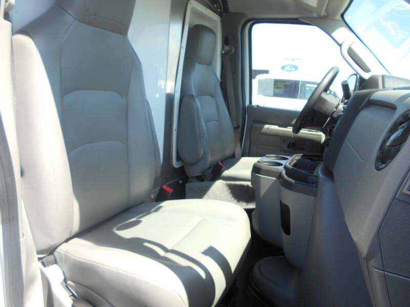 2024 Ford E-Series
