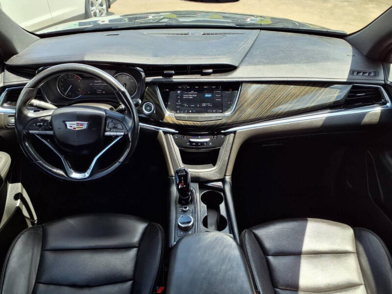 2021 Cadillac XT6 Premium Luxury