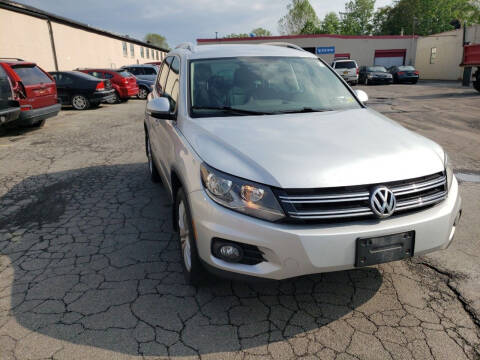 2013 Volkswagen Tiguan for sale at Apple Auto Sales Inc in Camillus NY