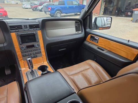 2012 Lincoln Navigator L