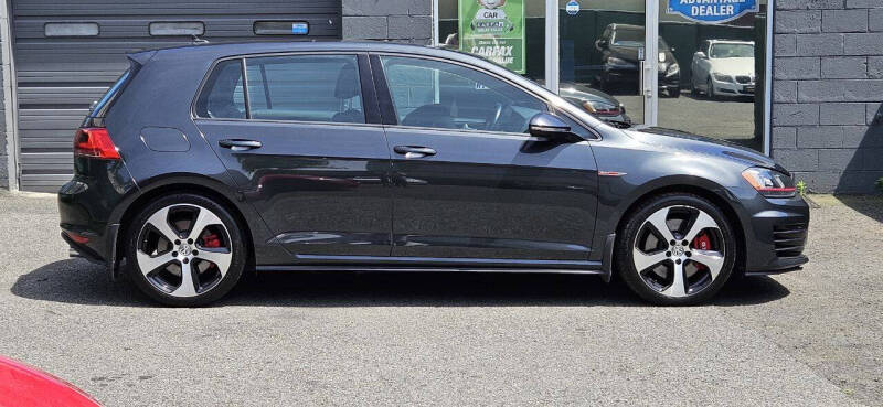 2016 Volkswagen Golf GTI SE
