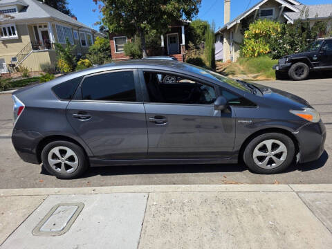 2012 Toyota Prius Two