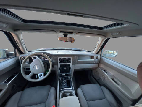 2008 Jeep Commander Sport