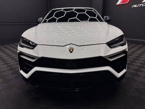 2022 Lamborghini Urus