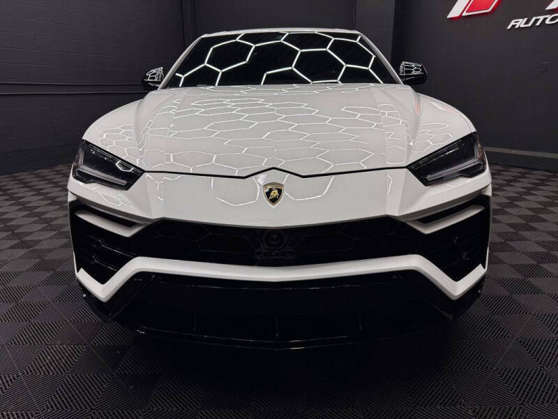 2022 Lamborghini Urus
