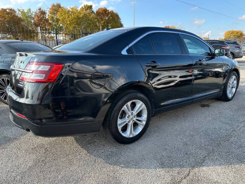 2015 Ford Taurus SEL