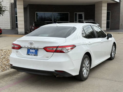 2020 Toyota Camry LE