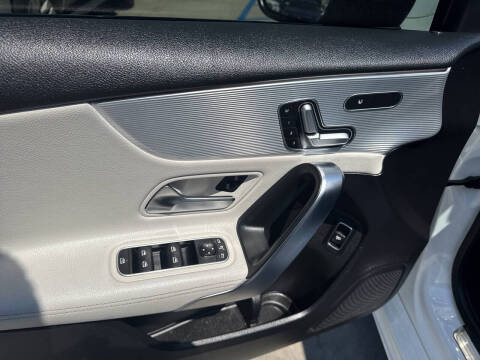 2019 Mercedes-Benz A-Class A 220