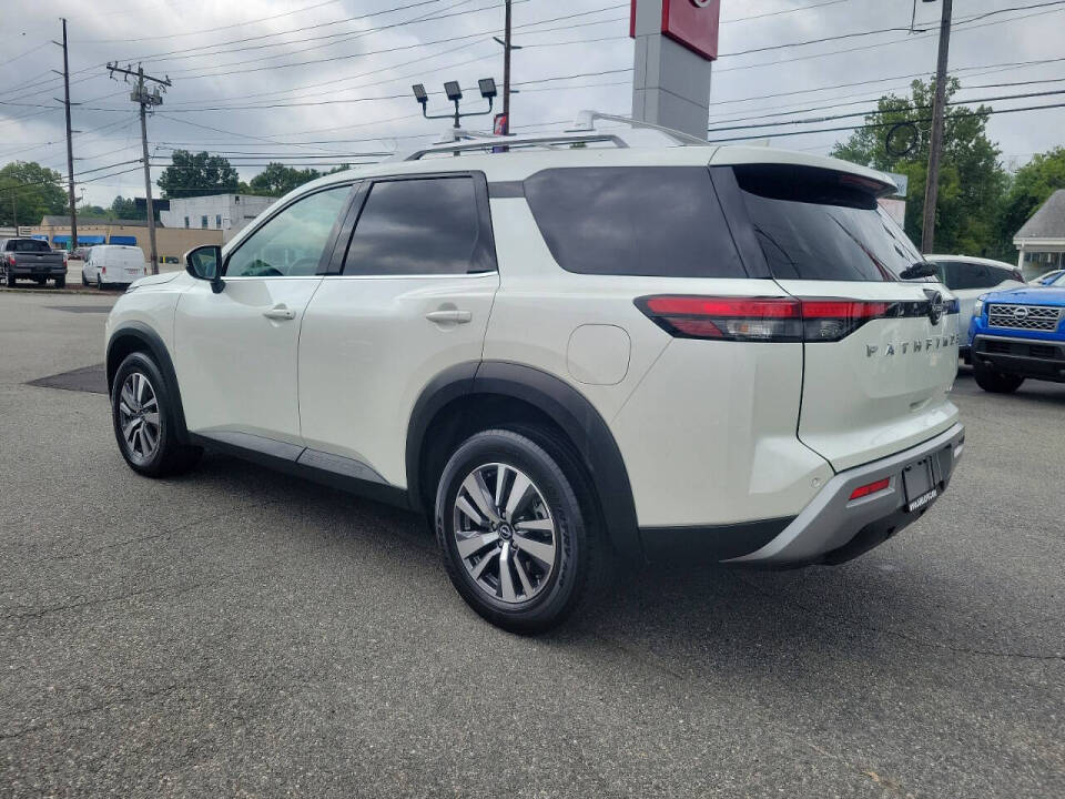 2023 Nissan Pathfinder for sale at HILLTOP NISSAN in East Hanover, NJ