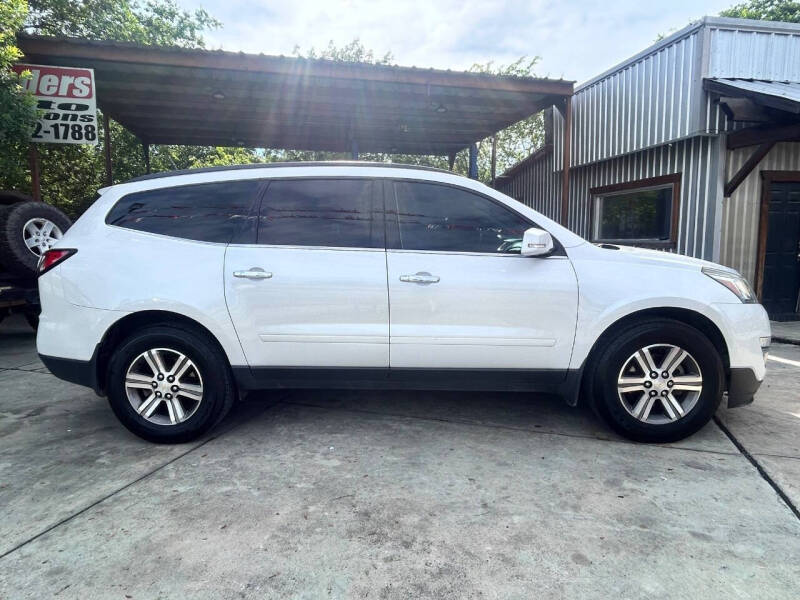 2017 Chevrolet Traverse LT