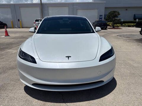 2025 Tesla Model 3 Long Range