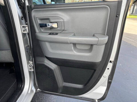 2018 RAM 1500 SLT