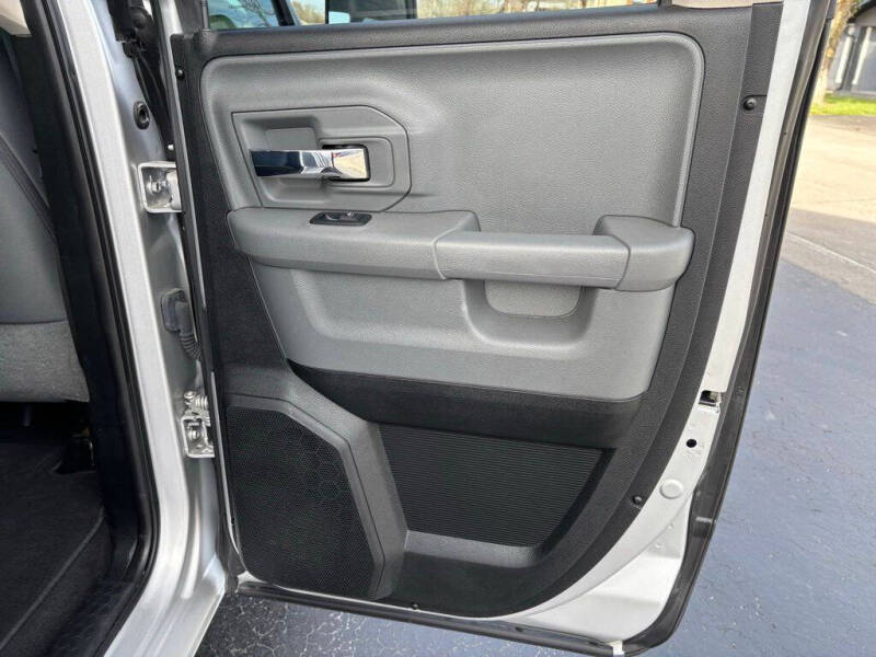 2018 RAM 1500 SLT