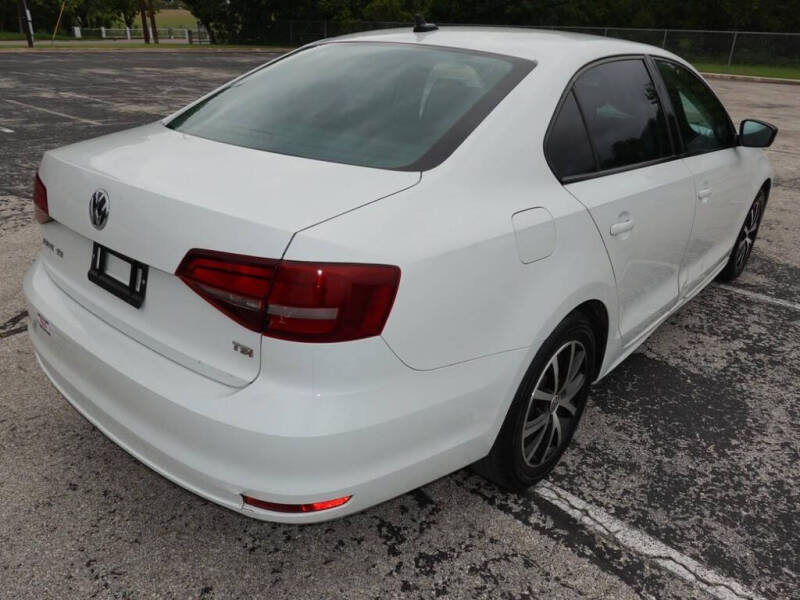 2016 Volkswagen Jetta