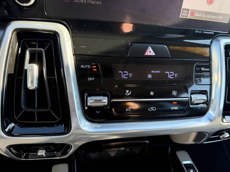 2023 Kia Sorento SX