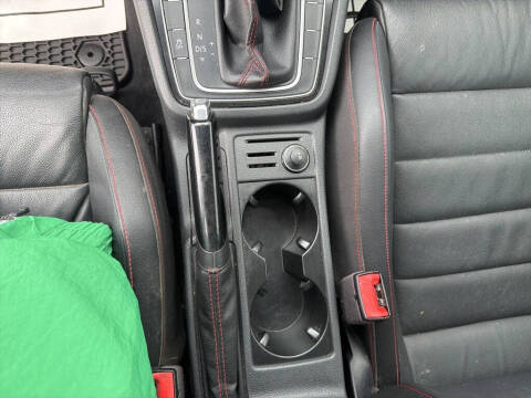 2017 Volkswagen Golf GTI SE