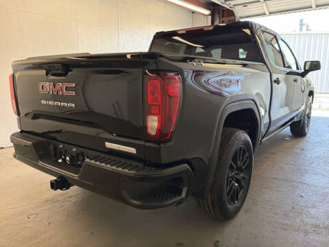 2026 GMC Sierra 1500 Elevation Standard