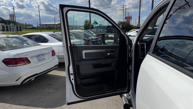 2019 RAM 1500 Classic SLT