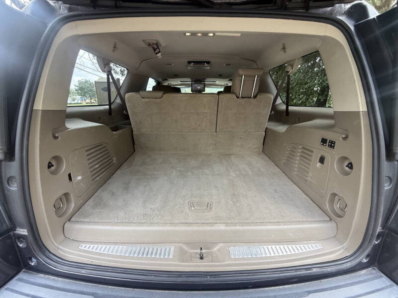 2017 GMC Yukon XL SLT
