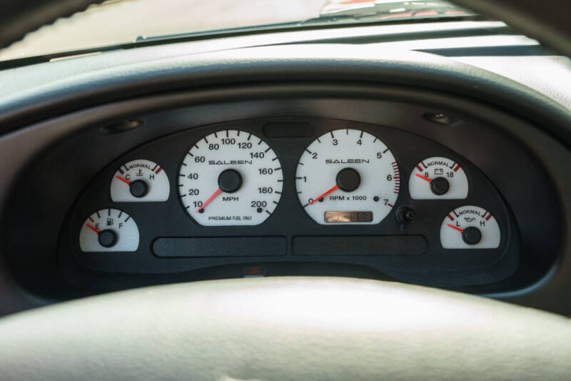 2000 Ford Mustang GT