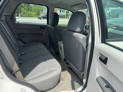 2010 Ford Escape XLS