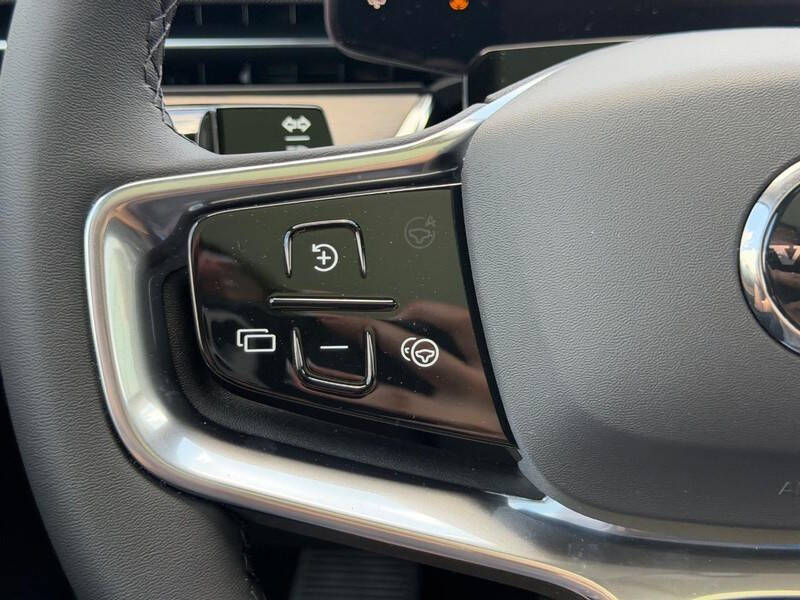 2026 Volvo EX90 Twin Performance Plus 7P