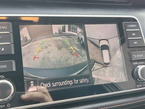 2019 Nissan Kicks SR