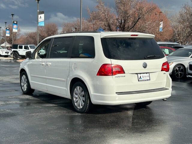 2012 Volkswagen Routan