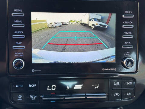 2021 Toyota Prius LE