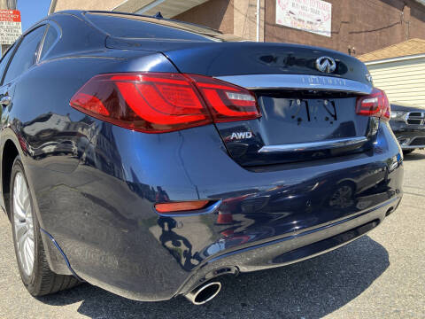2016 Infiniti Q70L 3.7
