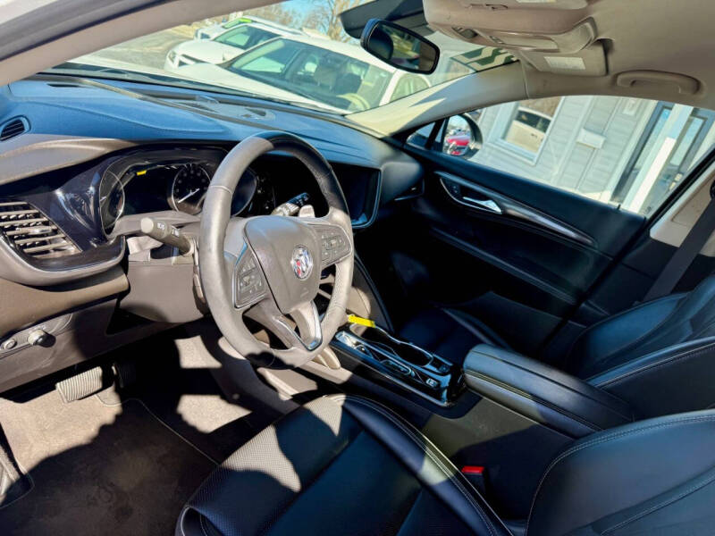 2022 Buick Envision Essence