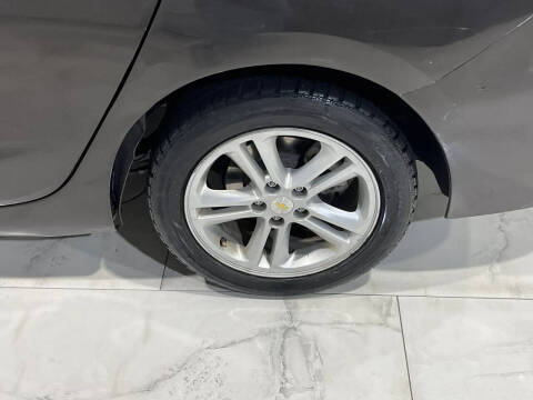 2017 Chevrolet Cruze LT Auto