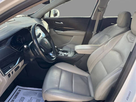 2019 Cadillac XT4 Premium Luxury