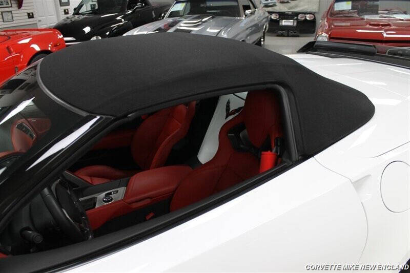 2016 Chevrolet Corvette 14