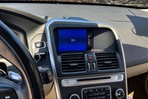 2014 Volvo XC60 T6 Premier Plus