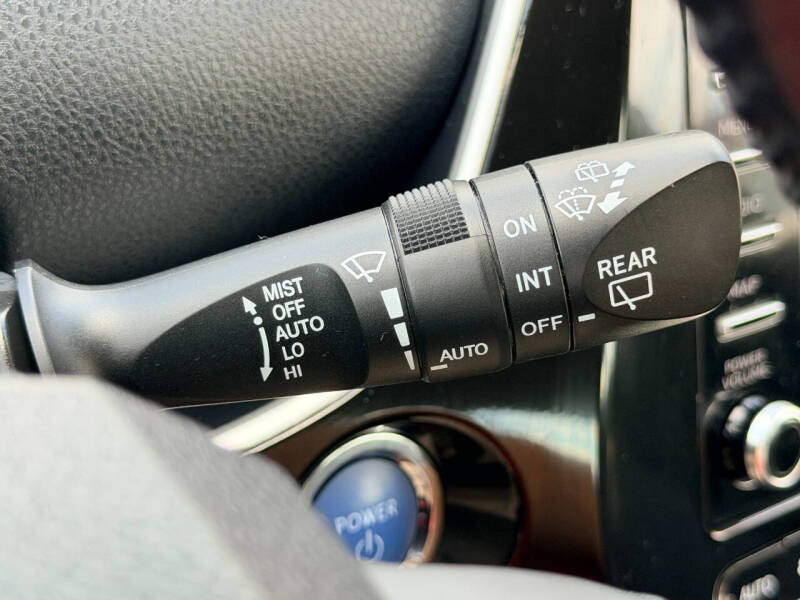 2021 Toyota Prius XLE