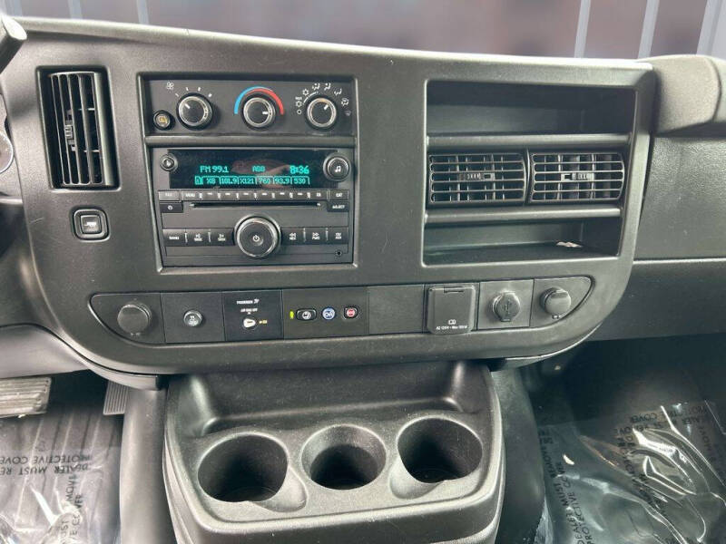 2021 Chevrolet Express 2500