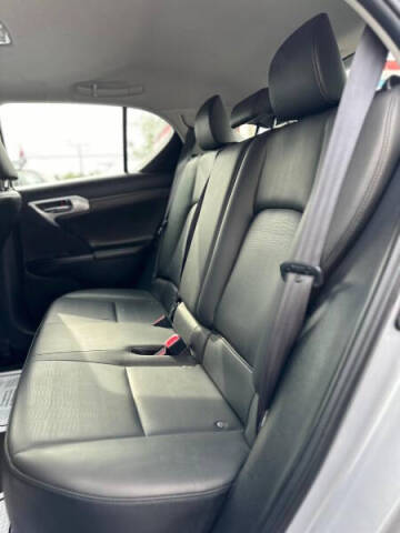 2013 Lexus CT 200h
